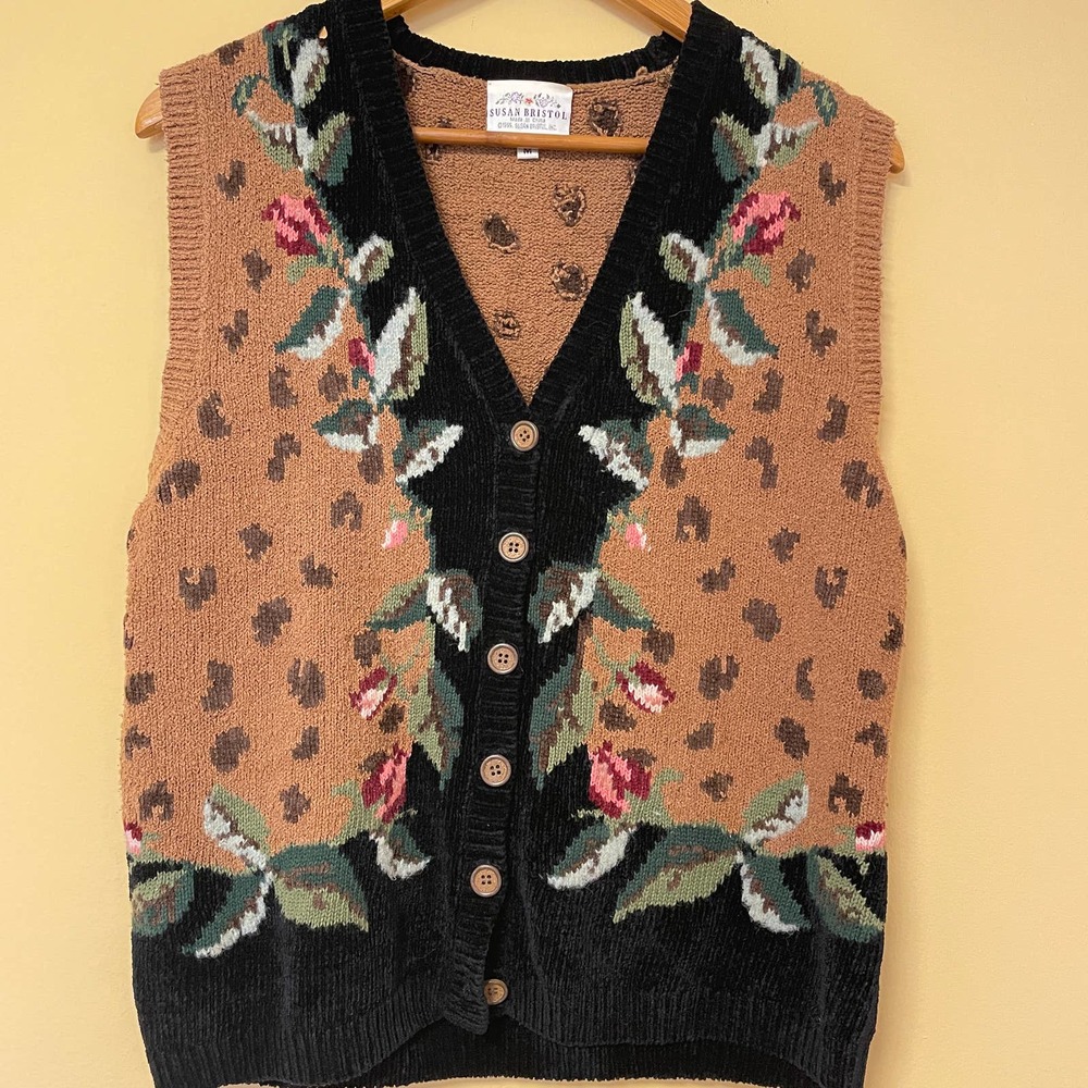 Vintage Susan Bristol Knit Sweater Vest M Floral Cheetah Grandma Prairie Cottage